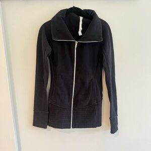 Lululemon black collared zip up jacket size 4